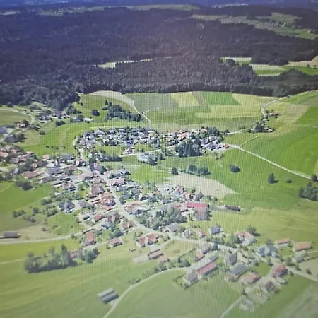 Zum Hirschen Hotel 2*