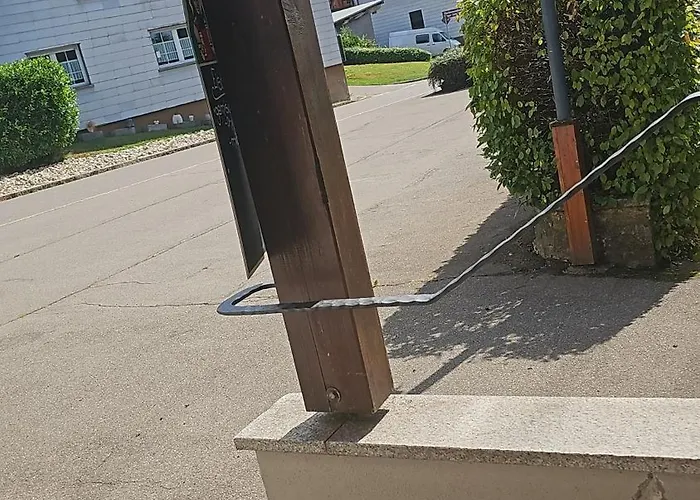 Zum Hirschen Hotell Strittmatt