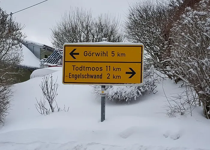 Hotell Zum Hirschen 2*